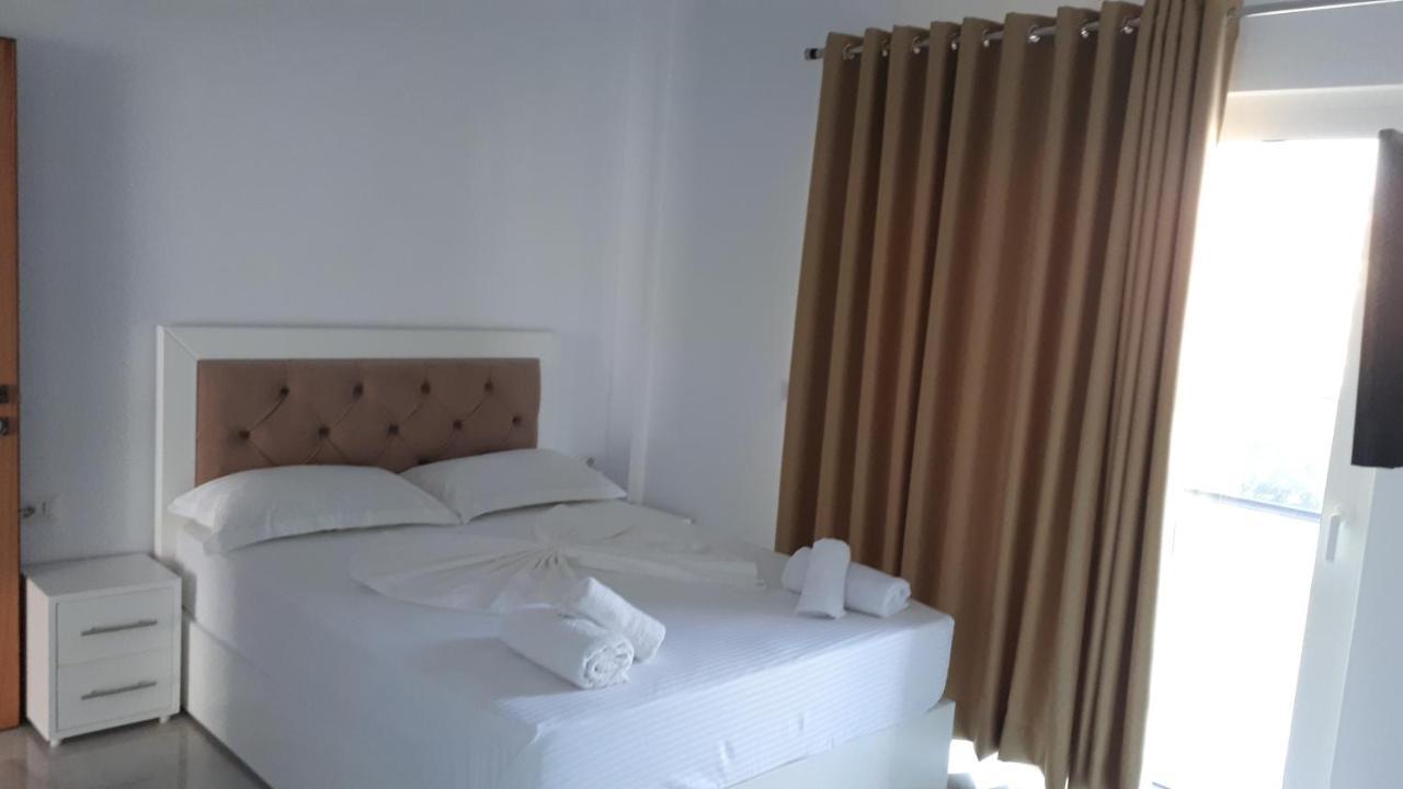 Hotel Zeka Ksamil Exteriér fotografie